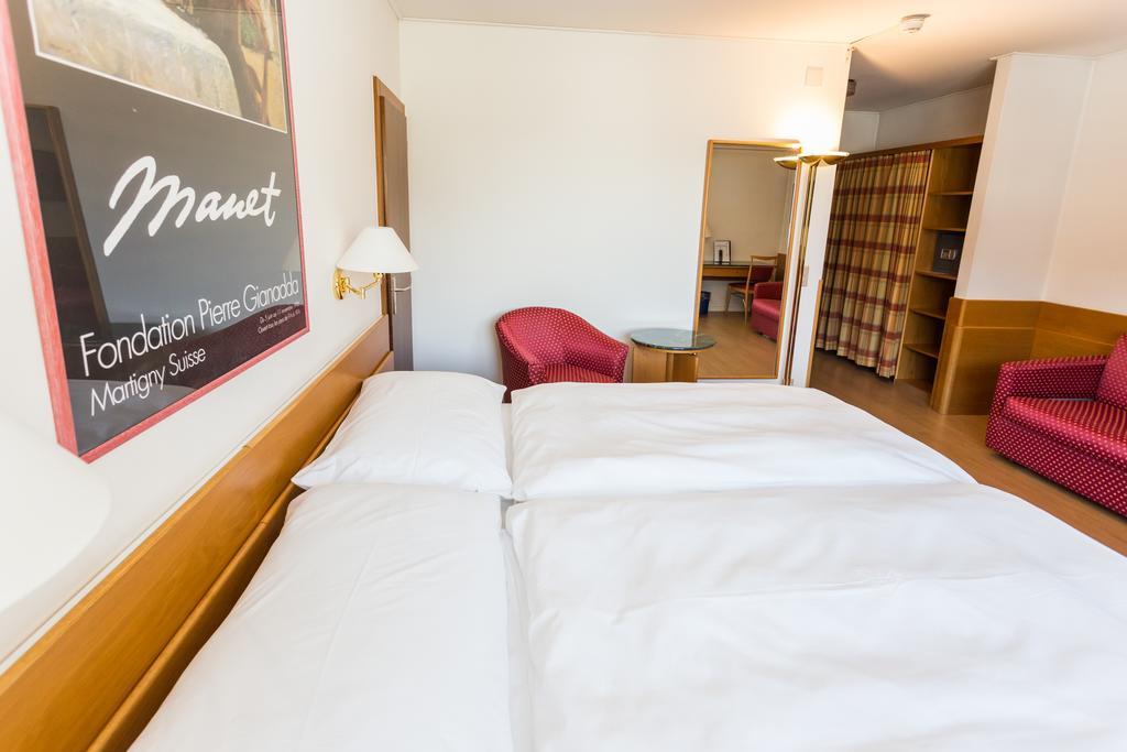 Hotel Du Rhone ซิยง ห้อง รูปภาพ