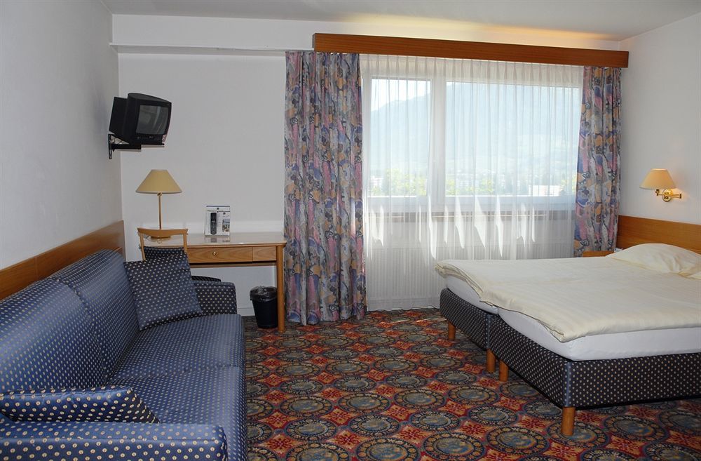 Hotel Du Rhone ซิยง ภายนอก รูปภาพ