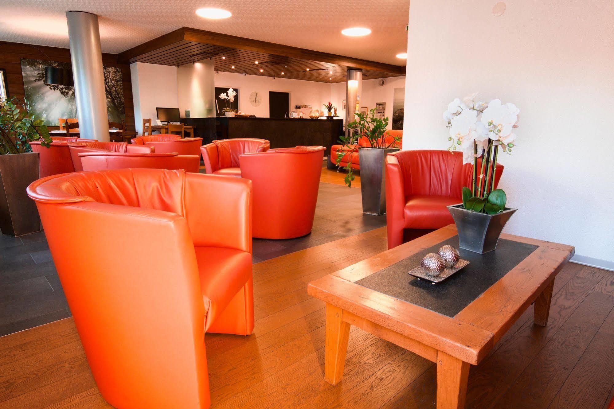 Hotel Du Rhone ซิยง ภายนอก รูปภาพ