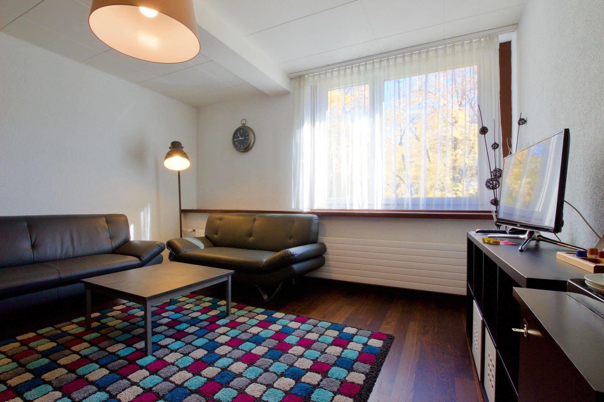Hotel Du Rhone ซิยง ภายนอก รูปภาพ